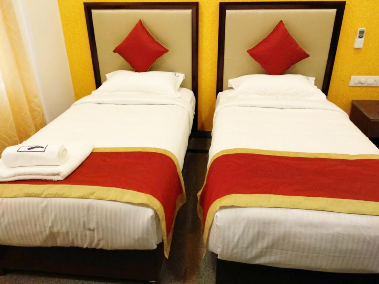 Hotel Coastal King à Bangalore Extérieur photo